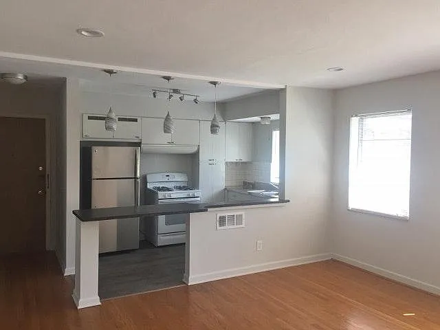 6925 Clifton Ave #2S — Photo 8
