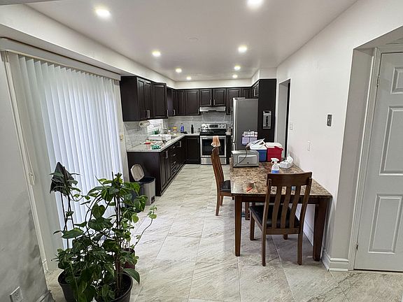 3rd image of 25 Barolo Rd