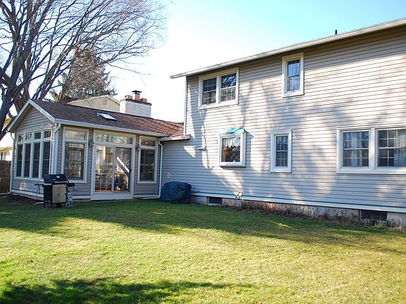 Exterior Back