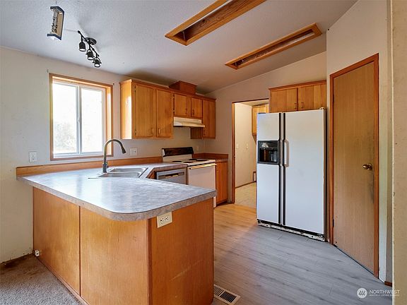 5th image of 4302 NW 416th Street