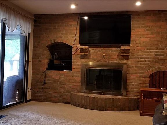 4th image of 1170 Blue Jay Dr