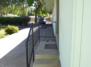 207 Grant St, Sutherlin, OR 97479