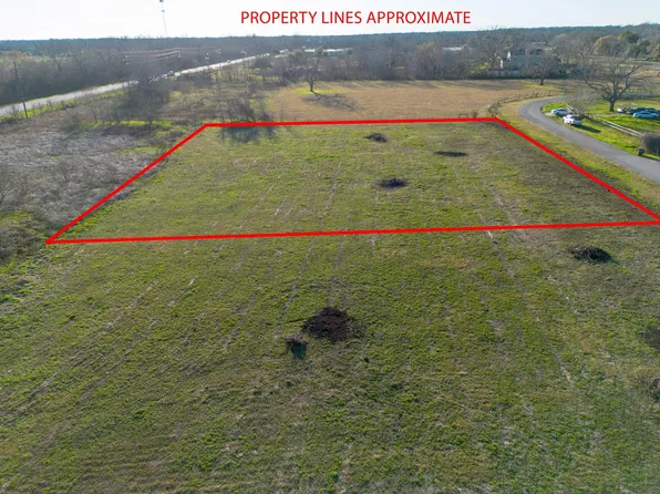 219 Pony Ln Lot 6, Wallis, TX 77485