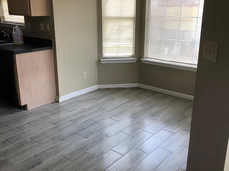 7032 Country Walk Dr — Photo 9