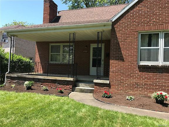 3rd image of 206 Westcliff Dr