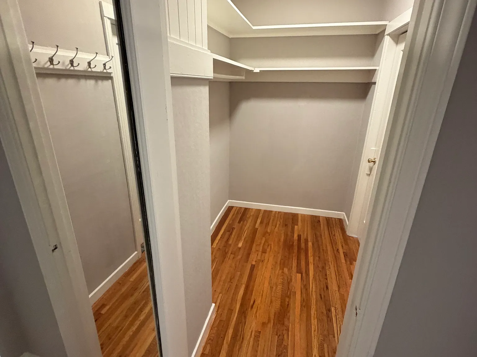 Studio, 500 sqft, $3,495 — Photo 2