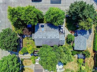 3501 29th Ave W, Seattle, WA 98199