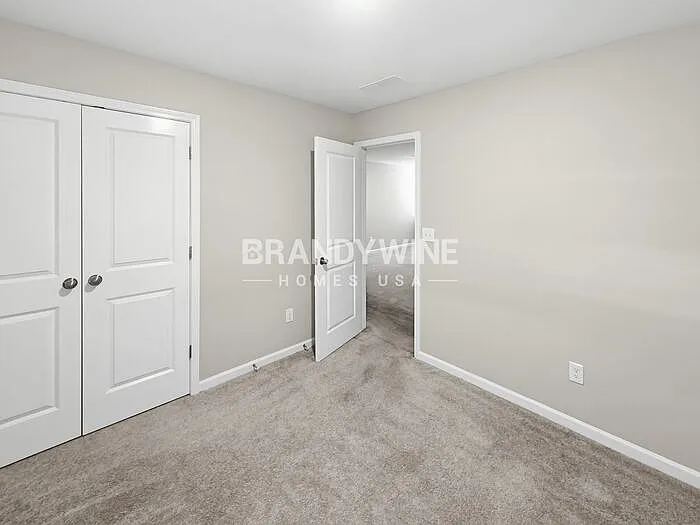 680 Friesland Dr — Photo 10