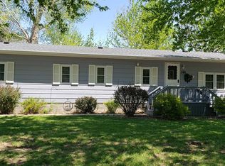 144 East St, Phillips, NE 68865