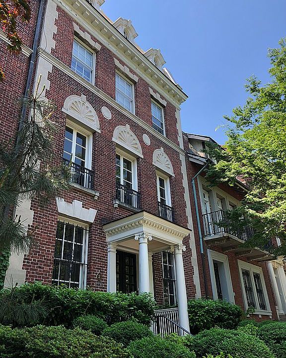 2nd image of 2118 Bancroft Pl NW