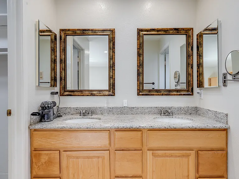 651 Fontes Dr — Photo 24