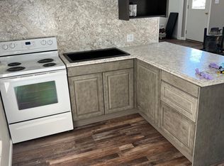 315 E 10th Ave UNIT 1/2, Mitchell, SD 57301