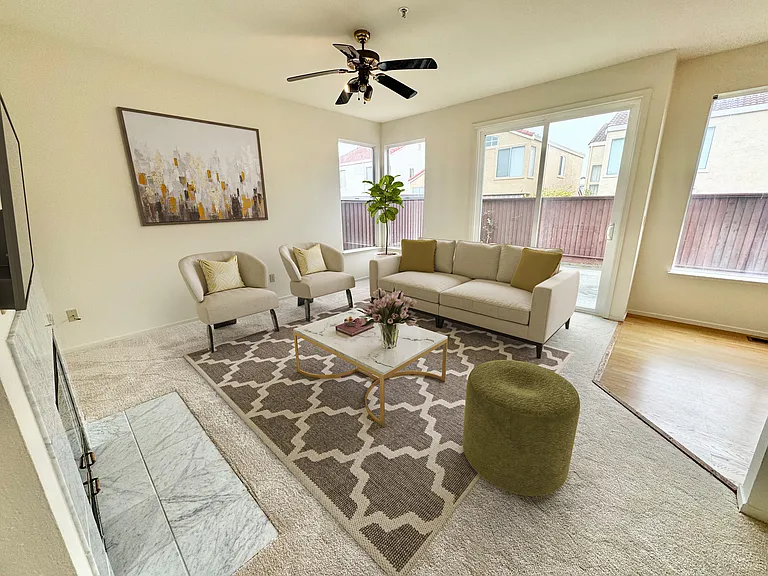 318 Cerro Dr — Photo 2
