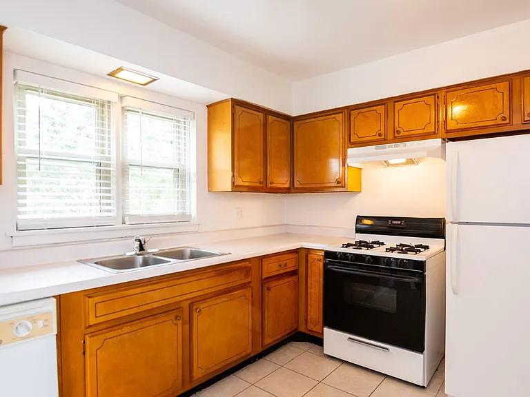 209 S. Oak Park Avenue — Photo 23