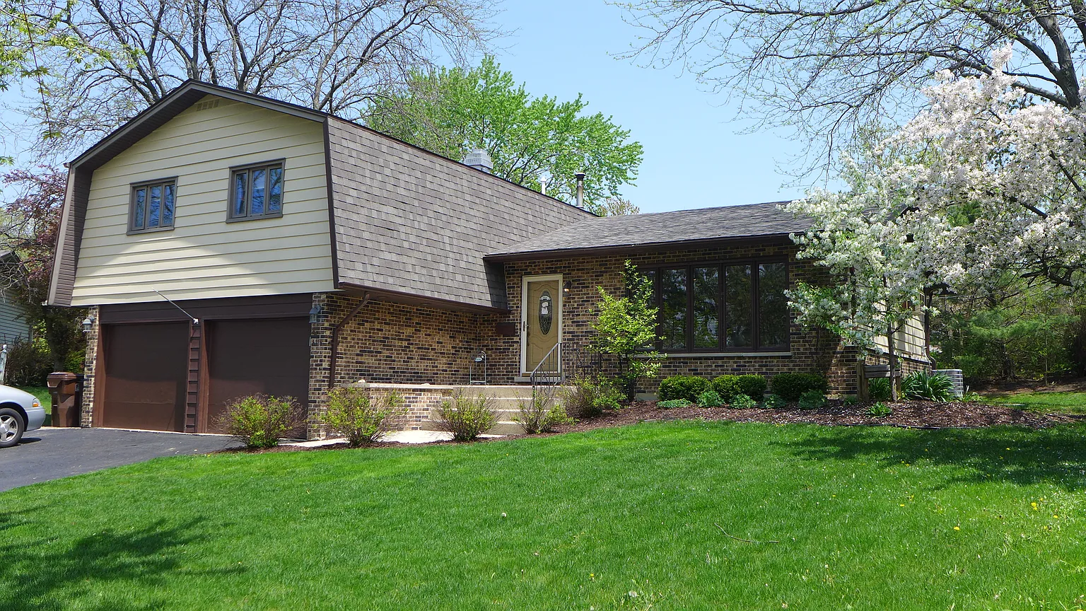 6116 Laura Ln photo 1