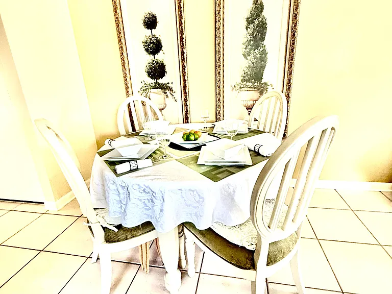 137 Farnham Cres #137-F — Photo 40