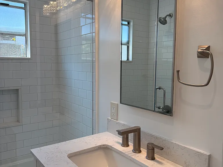 1727 Scott Rd #B — Photo 5