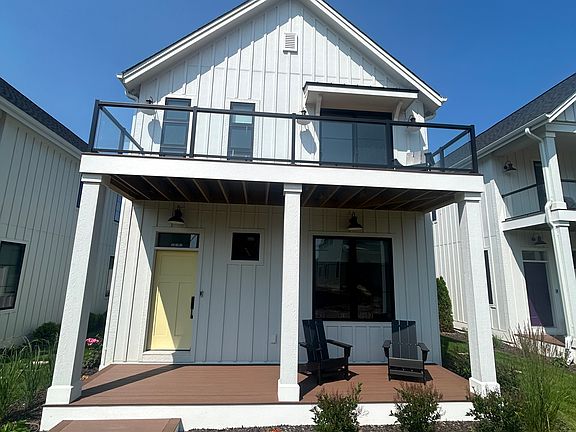 2nd image of 458 Kinsale Ln