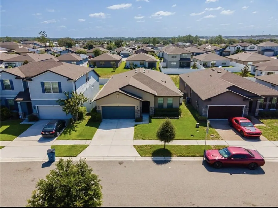 Building Photo - 217 Citrus Isle Loop