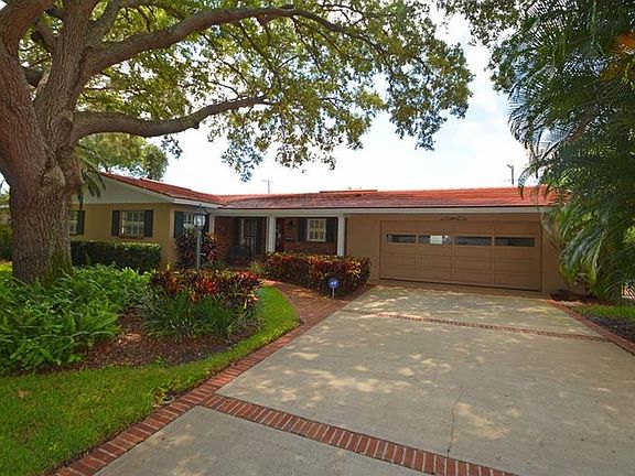 2nd image of 8217 39th Ave N
