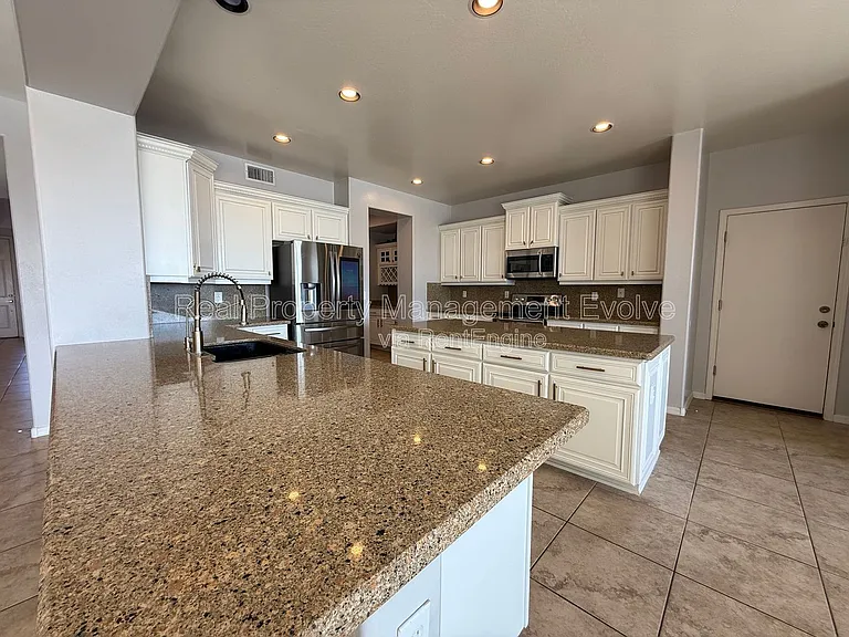 4287 S Kimberlee Dr — Photo 12