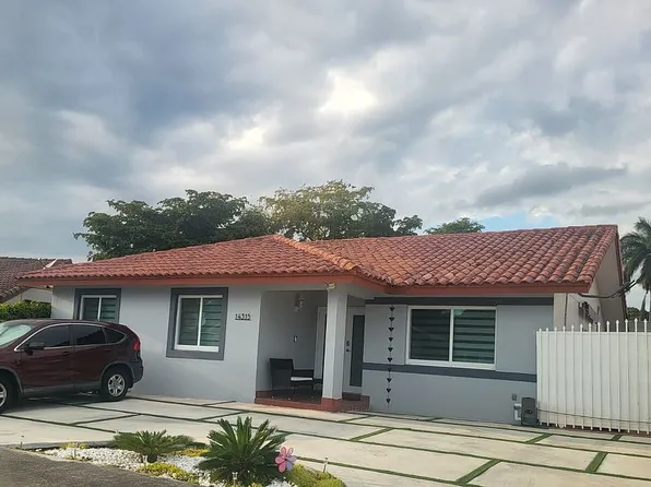 14315 SW 101st St, Miami, FL 33186