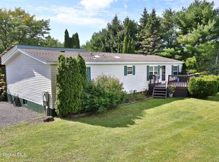 386 Ridge Rd, Broadalbin, NY 12025