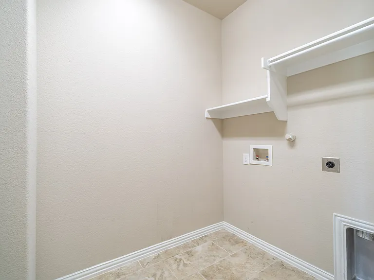 3905 Cozy Pine Dr — Photo 27