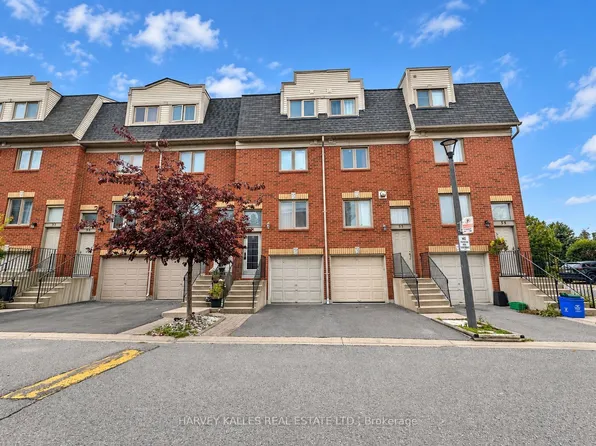 1635 Pickering Pkwy #54, Pickering, ON L1V 6W8