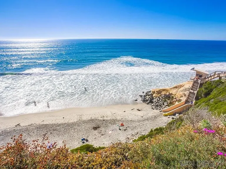 190 Del Mar Shores Ter #11 — Photo 23