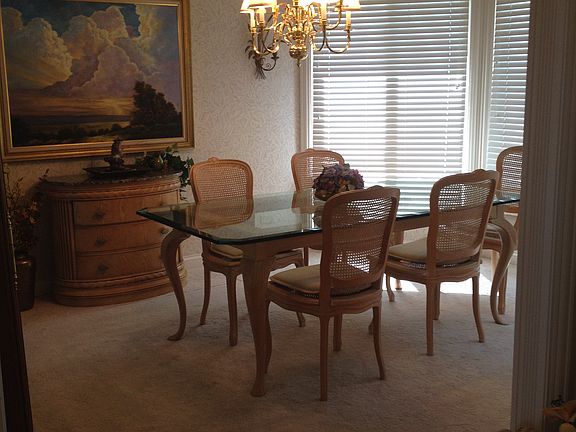 Formal Dinning Room
