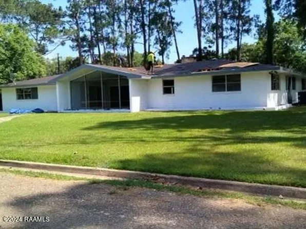 109 W Davis St, Opelousas, LA 70570