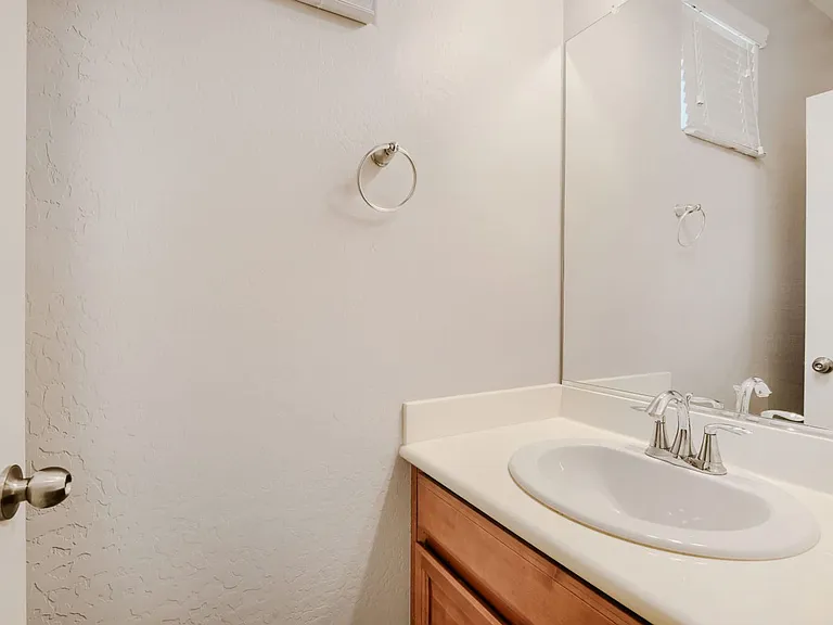 879 Cool Aquamarine St — Photo 10