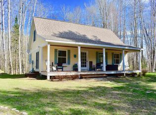 8377 Ramblewood Ln, Alanson, MI 49706