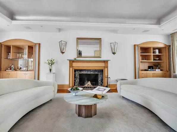 333 W 56th St, New York, NY 10019