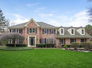 5256 Hilltop Rd, Long Grove, IL 60047