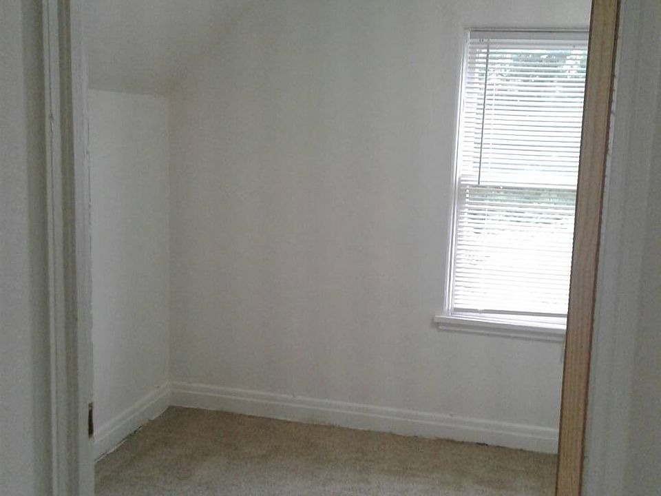 1st image of 2819 Ezra Ave APT 4