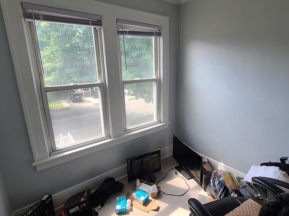 4th image of 59 Sanford St APT 2
