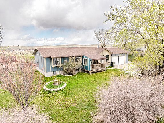 4th image of 613 Westcott Dr