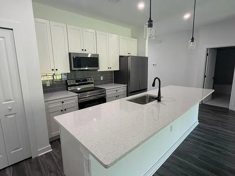 2222 Leda Ave S — Photo 11
