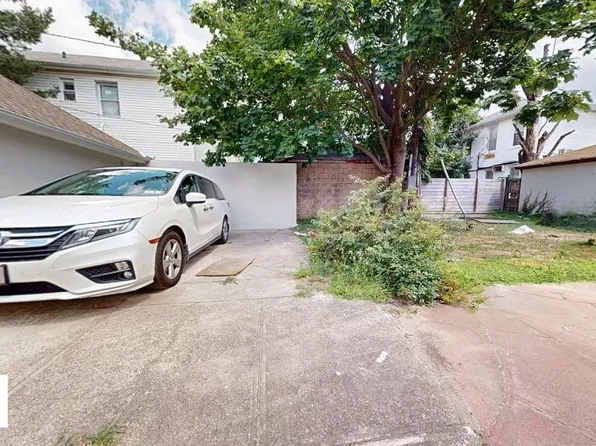 2611 Avenue J image 13 of 13