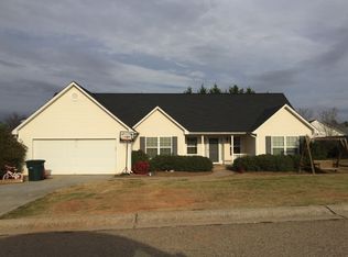 145 Huntington Ln, Commerce, GA 30529