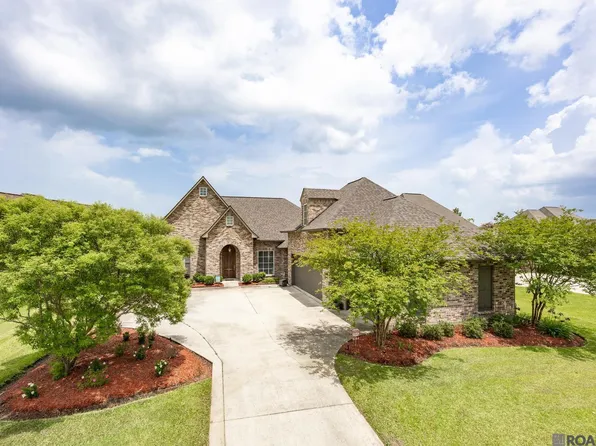 6284 Royal Lakes Estates Ave, Gonzales, LA 70737