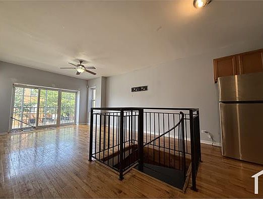 4th image of 4059 W Hirsch St Unit 1E