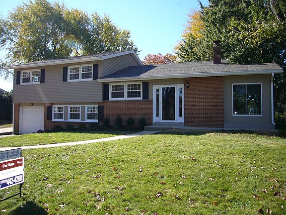 4th image of 2392 Nicholby Dr