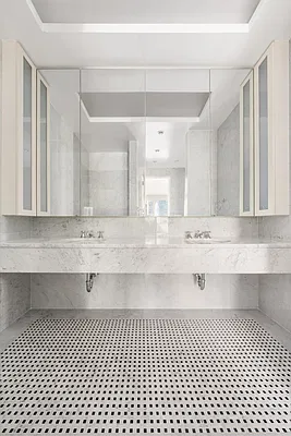 Bathroom, photo 1