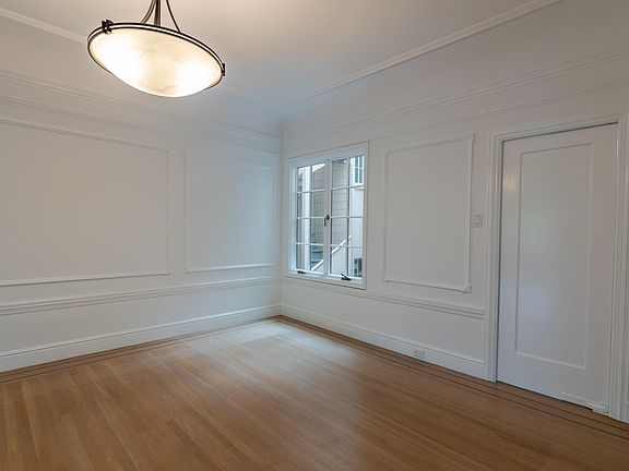 2nd image of 2631 Clay St