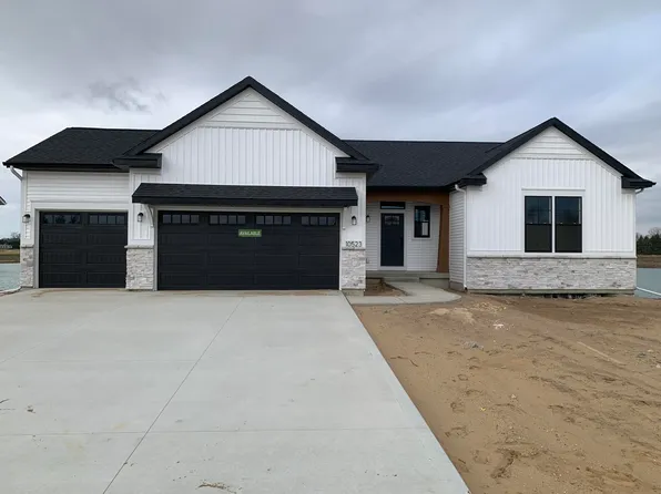 10523 Poppy Ln, Allendale, MI 49401