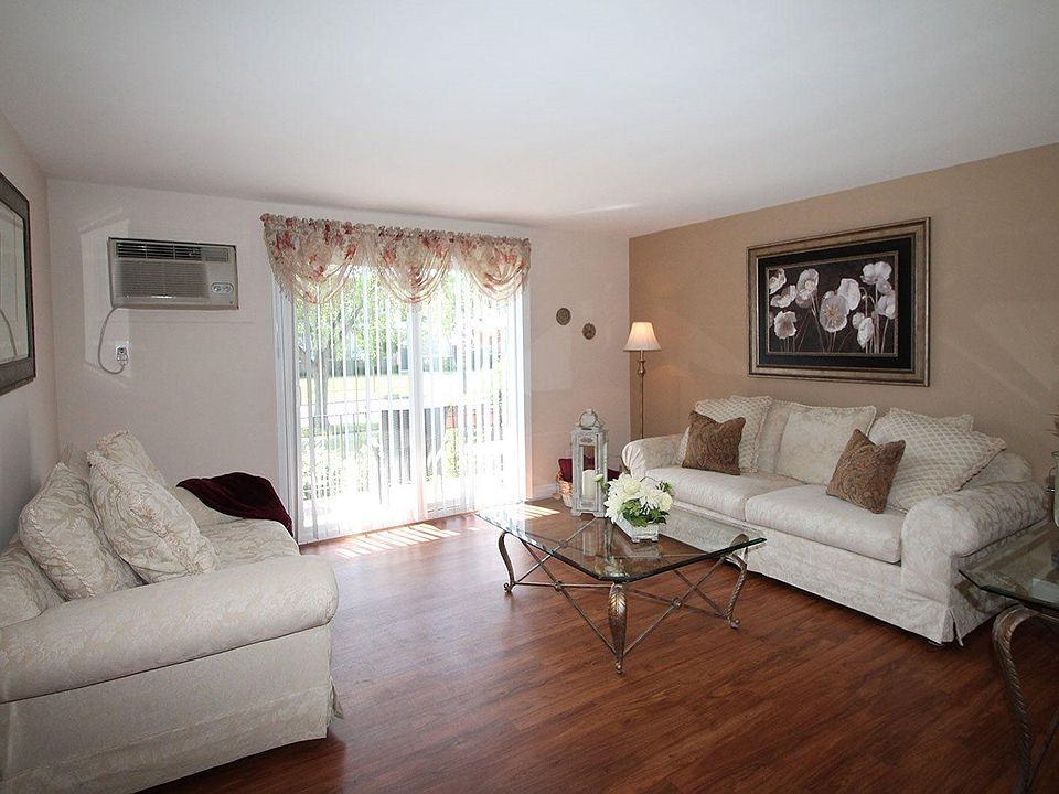 Emerson Square Apartment Rentals Amherst, NY Zillow