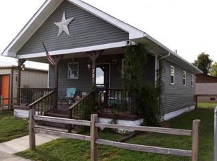 321 Pine St, Ironton, OH 45638